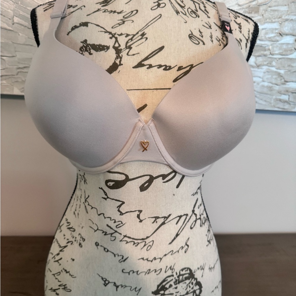 Victoria's Secret Light Gray/Soft Pink Bra 38DD